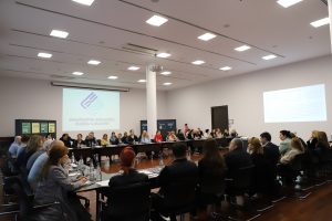 ახალი კანონით გათვალისწინებული ცვლილებების გაცნობის მიზნით მორიგი შეხვედრა რეგიონული განვითარებისა და ინფრასტრუქტურის სამინისტროს,  საკრებულოს,  მერიის, რაიონული გამგეობების, სისტემაში / დაქვემდებარებაში არსებული სსიპ -ების, არასამეწარმეო იურიდიული პირების საქვეუწყებო დაწესებულებების და სხვა საჯარო უფლებამოსილების განმახორციელებელი ორგანიზაციების წარმომადგენლებისთვის გაიმართა