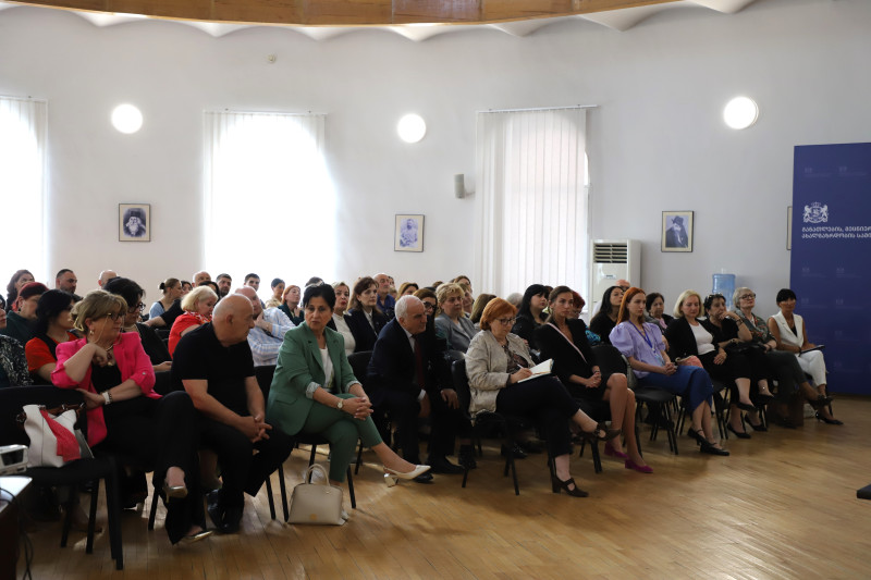 პერსონალურ მონაცემთა დაცვის სამსახურმა თბილისის საჯარო და კერძო სკოლების დირექტორებთან  საინფორმაციო შეხვედრა გამართა