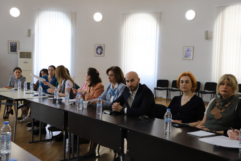 პერსონალურ მონაცემთა დაცვის სამსახურის წარმომადგენლებმა განათლების, მეცნიერების და ახალგაზრდობის სამინისტროს თანამშრომლებს ,,განათლების სფეროში პერსონალურ მონაცემთა დამუშავების სტრატეგიის დოკუმენტი“ გააცნეს