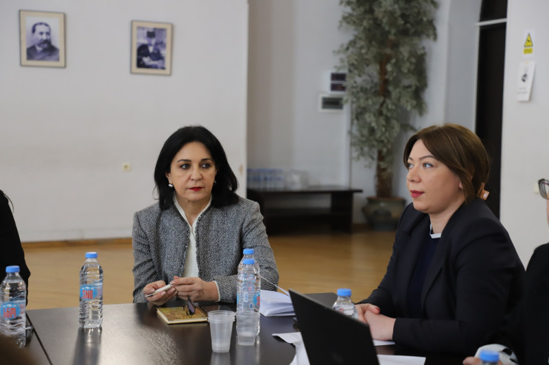 პერსონალურ მონაცემთა დაცვის სამსახურის წარმომადგენლებმა განათლების, მეცნიერების და ახალგაზრდობის სამინისტროს თანამშრომლებს ,,განათლების სფეროში პერსონალურ მონაცემთა დამუშავების სტრატეგიის დოკუმენტი“ გააცნეს