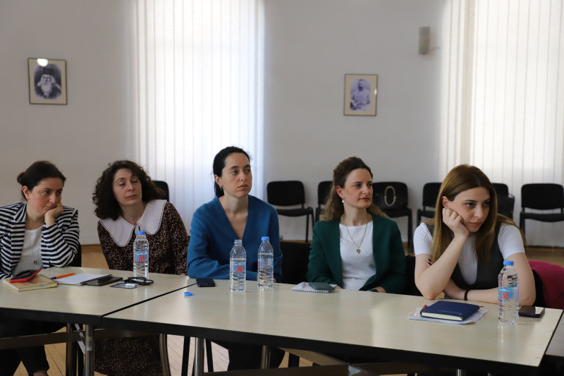 პერსონალურ მონაცემთა დაცვის სამსახურის წარმომადგენლებმა განათლების, მეცნიერების და ახალგაზრდობის სამინისტროს თანამშრომლებს ,,განათლების სფეროში პერსონალურ მონაცემთა დამუშავების სტრატეგიის დოკუმენტი“ გააცნეს