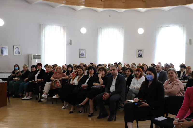 პერსონალურ მონაცემთა დაცვის სამსახურმა თბილისის საჯარო და კერძო სკოლების დირექტორებთან  საინფორმაციო შეხვედრა გამართა