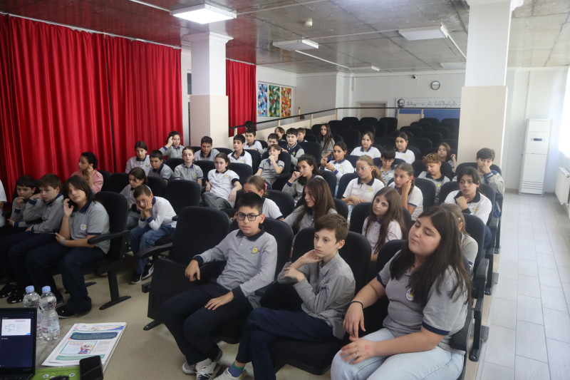 პროექტის „კონფიდენციალურობის გაკვეთილები“ ფარგლებში 600-მდე მოსწავლეს ტრენინგი ჩაუტარდა