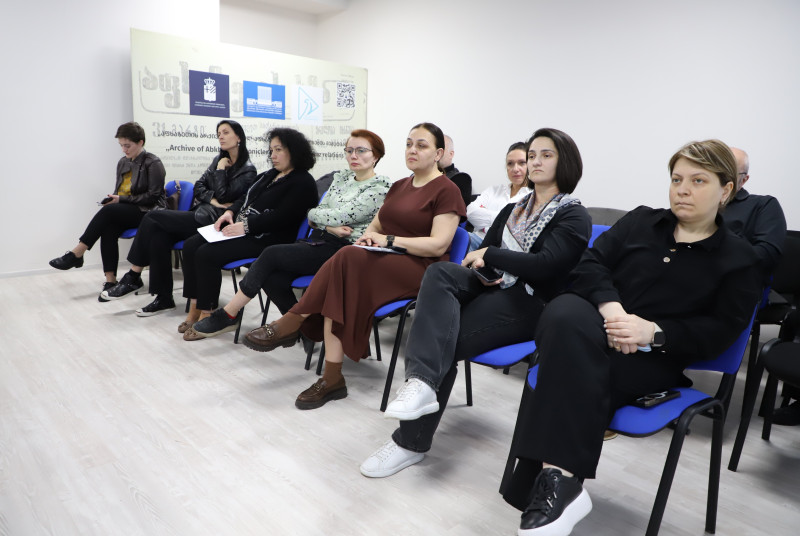 სამსახურმა აფხაზეთის ავტონომიური რესპუბლიკის მთავრობის წარმომადგენლებთან საინფორმაციო შეხვედრა გამართა