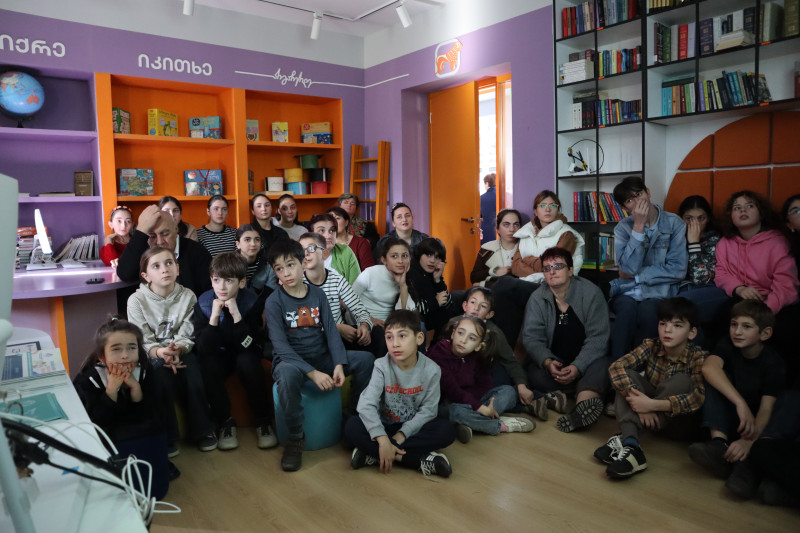 პროექტის „კონფიდენციალურობის გაკვეთილები“ ფარგლებში 600-მდე მოსწავლეს ტრენინგი ჩაუტარდა