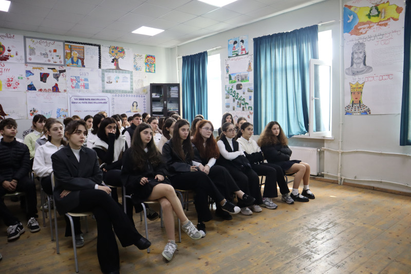 პროექტის „კონფიდენციალურობის გაკვეთილები“ ფარგლებში 600-მდე მოსწავლეს ტრენინგი ჩაუტარდა